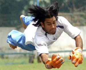 Mahendra Singh DHoni unseen pictures