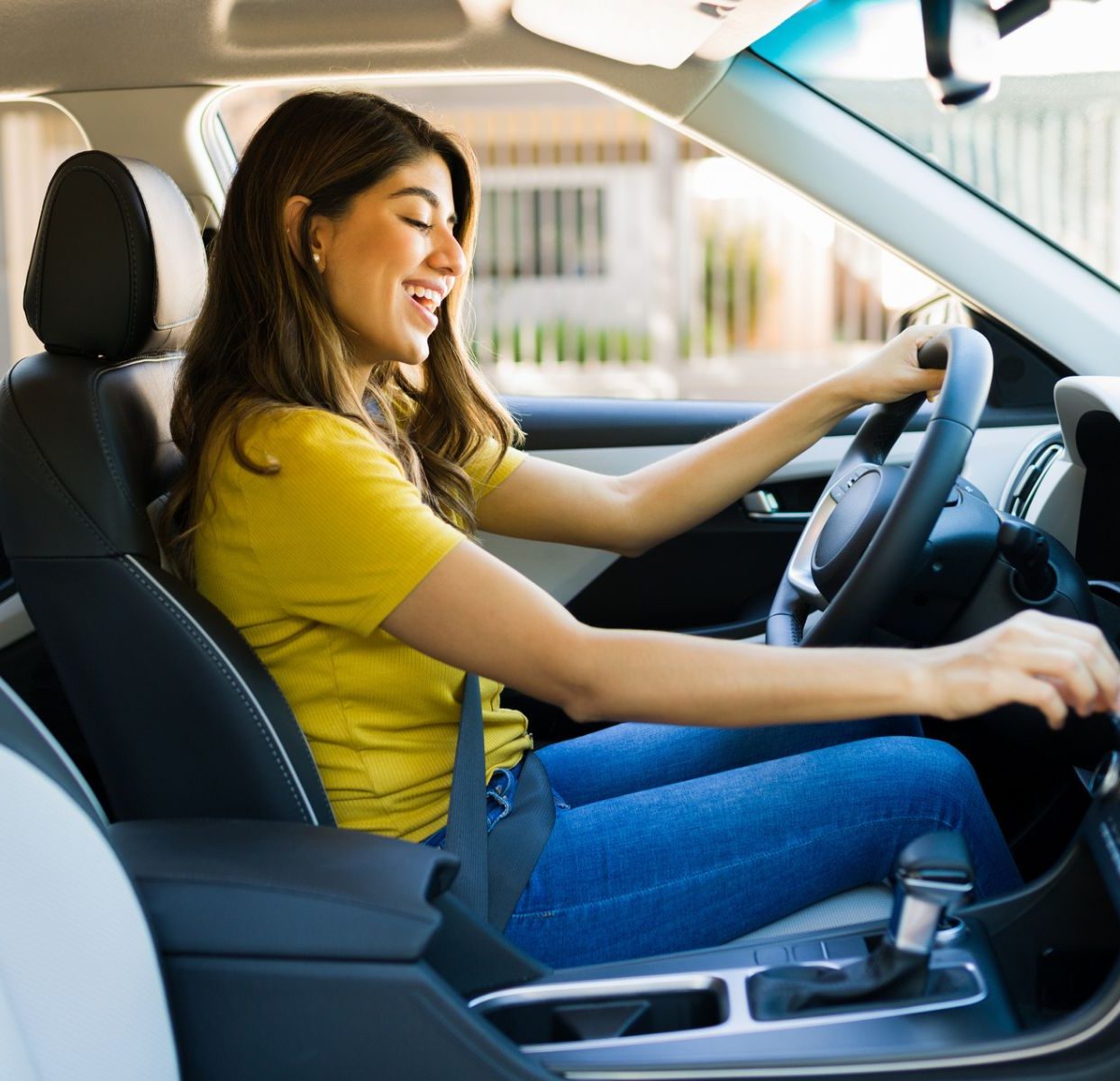 safe driving female traveller